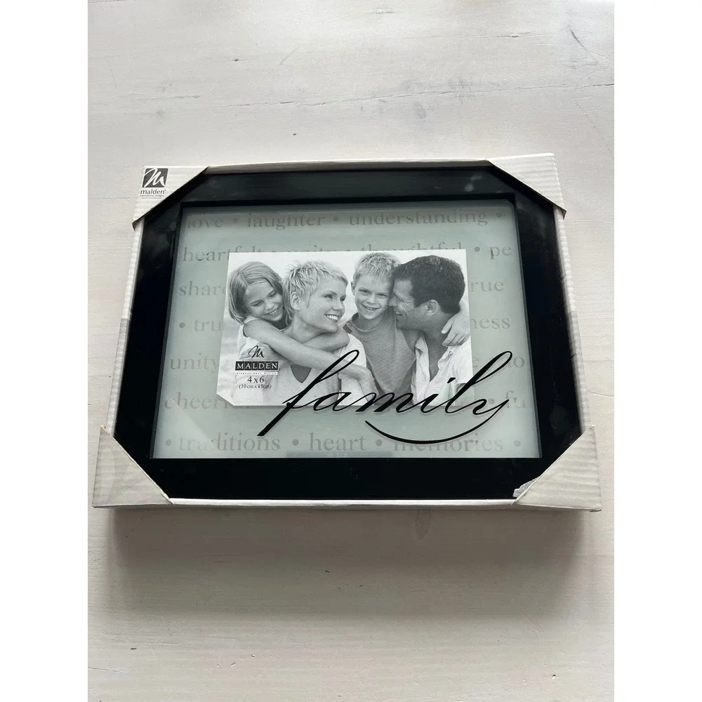 Malden‎ Family Picture Frame Black Tabletop or Wall Mount 4x6
